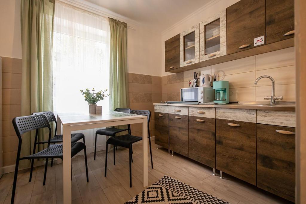 Lilla Vendégház Miskolc Esterno foto